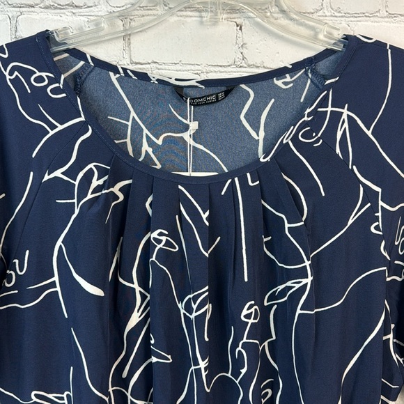 BloomChic Navy & White Graphic Design Elastic Trim Puff Sleeve Dress Size Medium - Picture 4 of 7